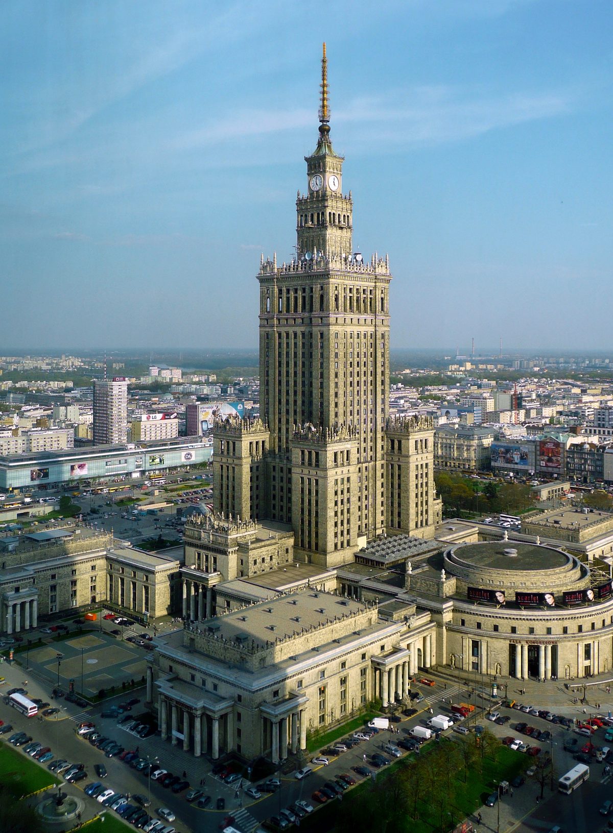 Pałac Kultury i Nauki w Warszawie – plan treningowy online Warszawa, plany treningowe online